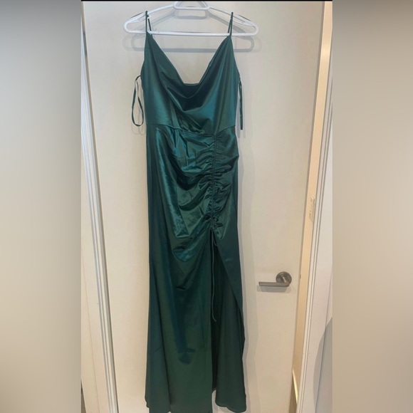 Green Formal Dress - Picture 1 of 2